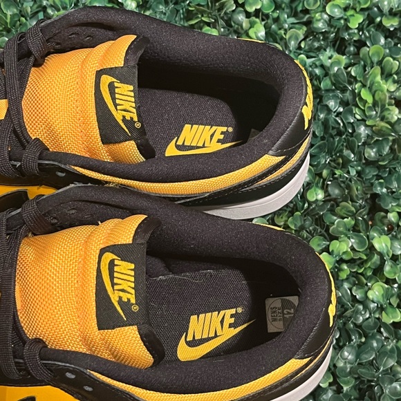 Nike Dunk Low ‘reverse goldenrod’ Men’s size 12 - Picture 7 of 7